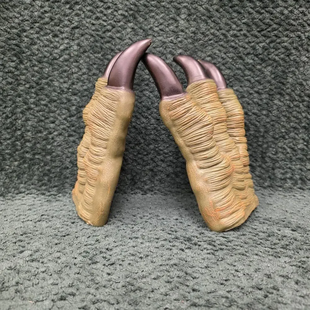 Monster Claw Hand Display Stands Dinosaur Feet Gothic Decor Holder Set Of 2
